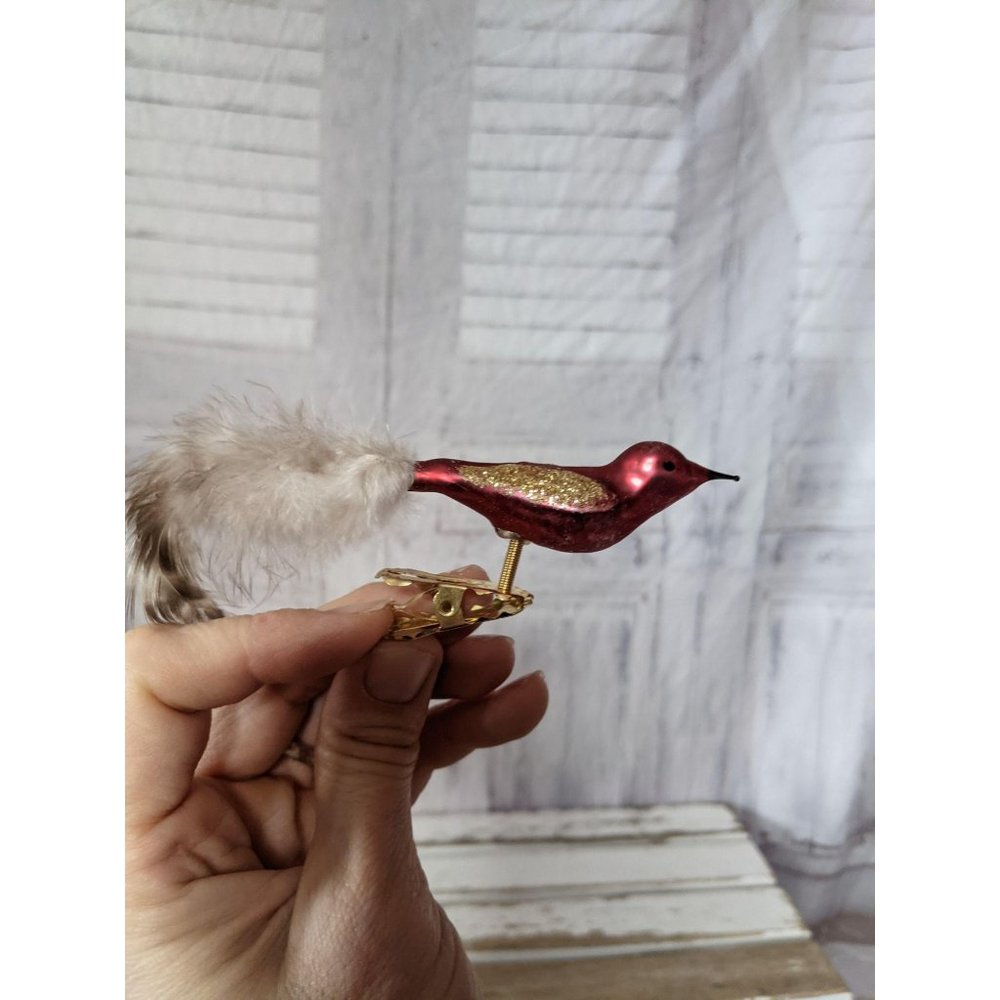 Vintage Inge Red Gold Bird Tail Feather Clip On Gl